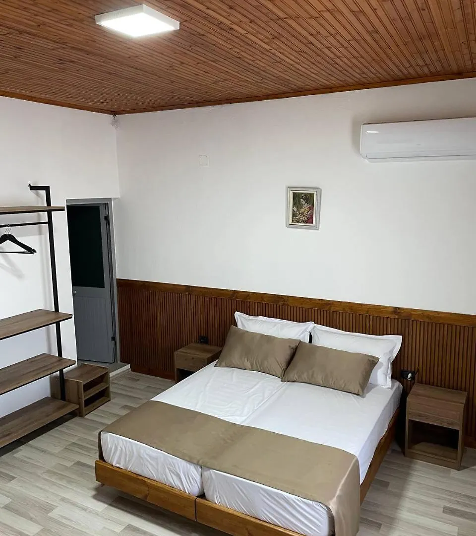 Dollma Traditional Guest House, Inside Kruja Castle 0*, Kruje